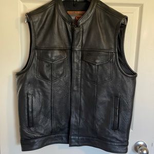 First Manufacturing Sharp Shooter Motorcycle Leather Vest, Black